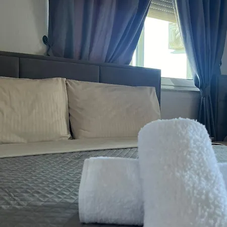 Easy Escape Apartment Shkoder