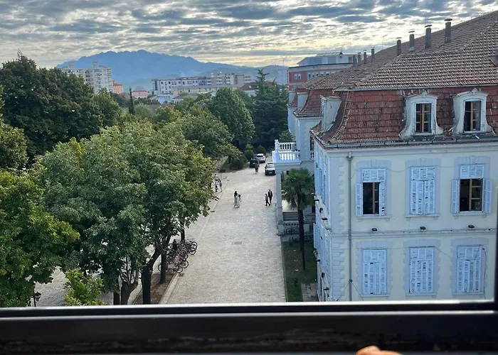 Easy Escape 아파트